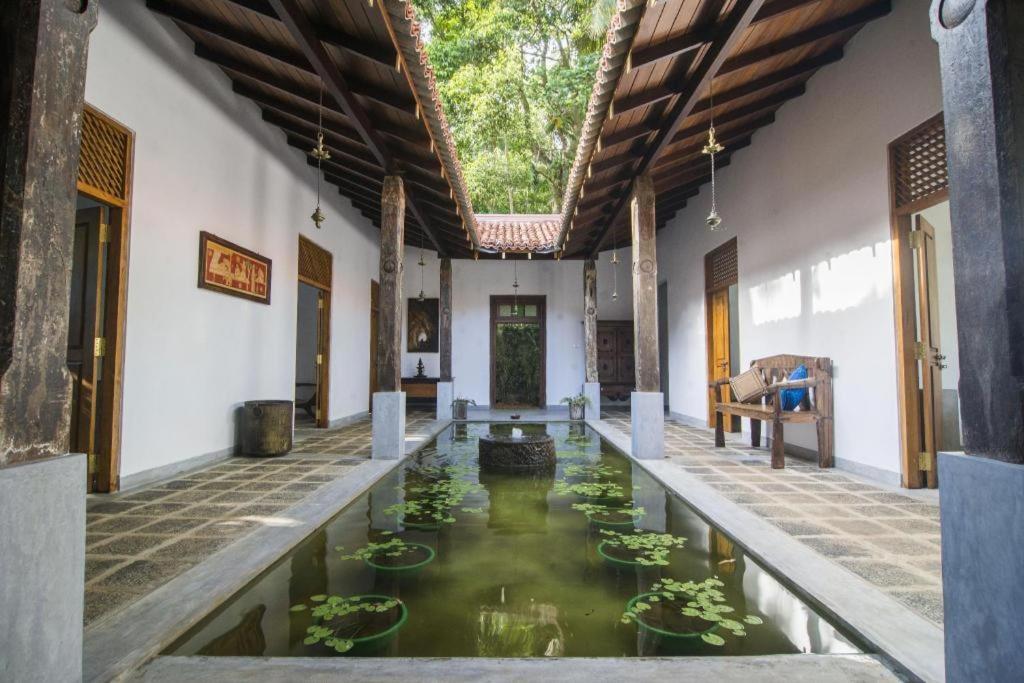 Roman Lake Ayurveda Boutique Resort Ахунгала Екстериор снимка