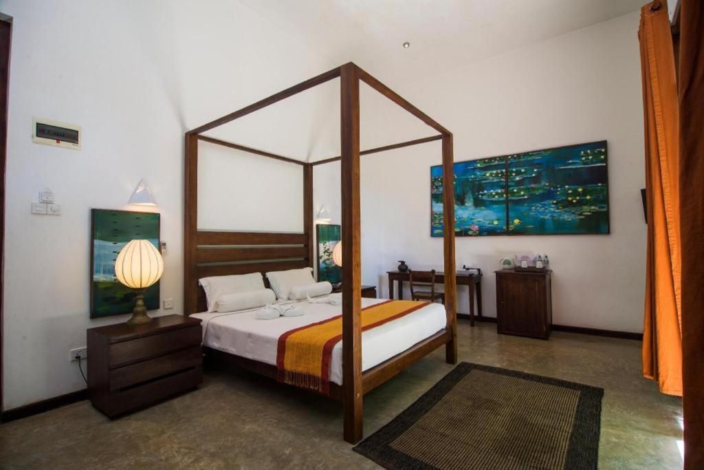 Roman Lake Ayurveda Boutique Resort Ахунгала Екстериор снимка